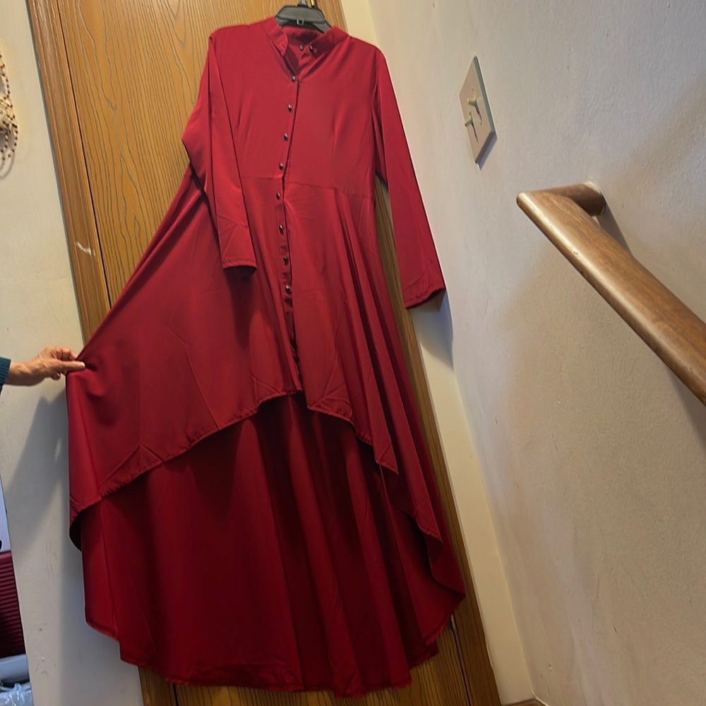 Like new red dress. Only worn for two hours. Selling $15